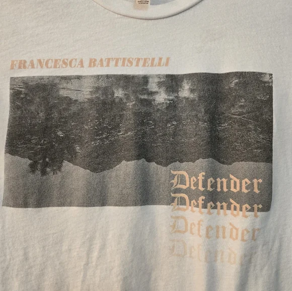 Very cute long sleeve "Defender" concert tee. Size small. - Picture 2 of 10